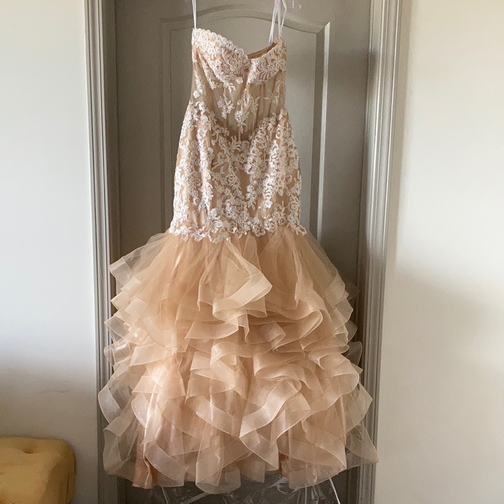 Bridal or Prom gown Unaltered